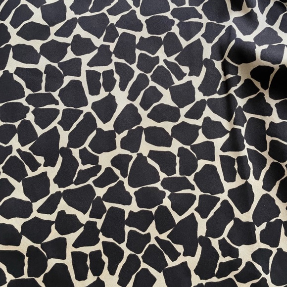 Zara Unique Cut Graphic Satin Blouse, XS - Picture 3 of 10